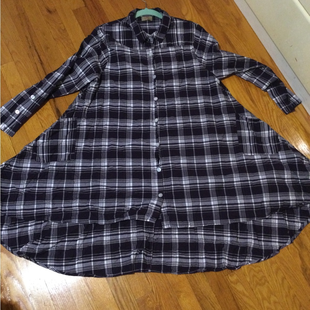 Tulip Gently Worn Plaid Button-Up Tent Shirt Dress